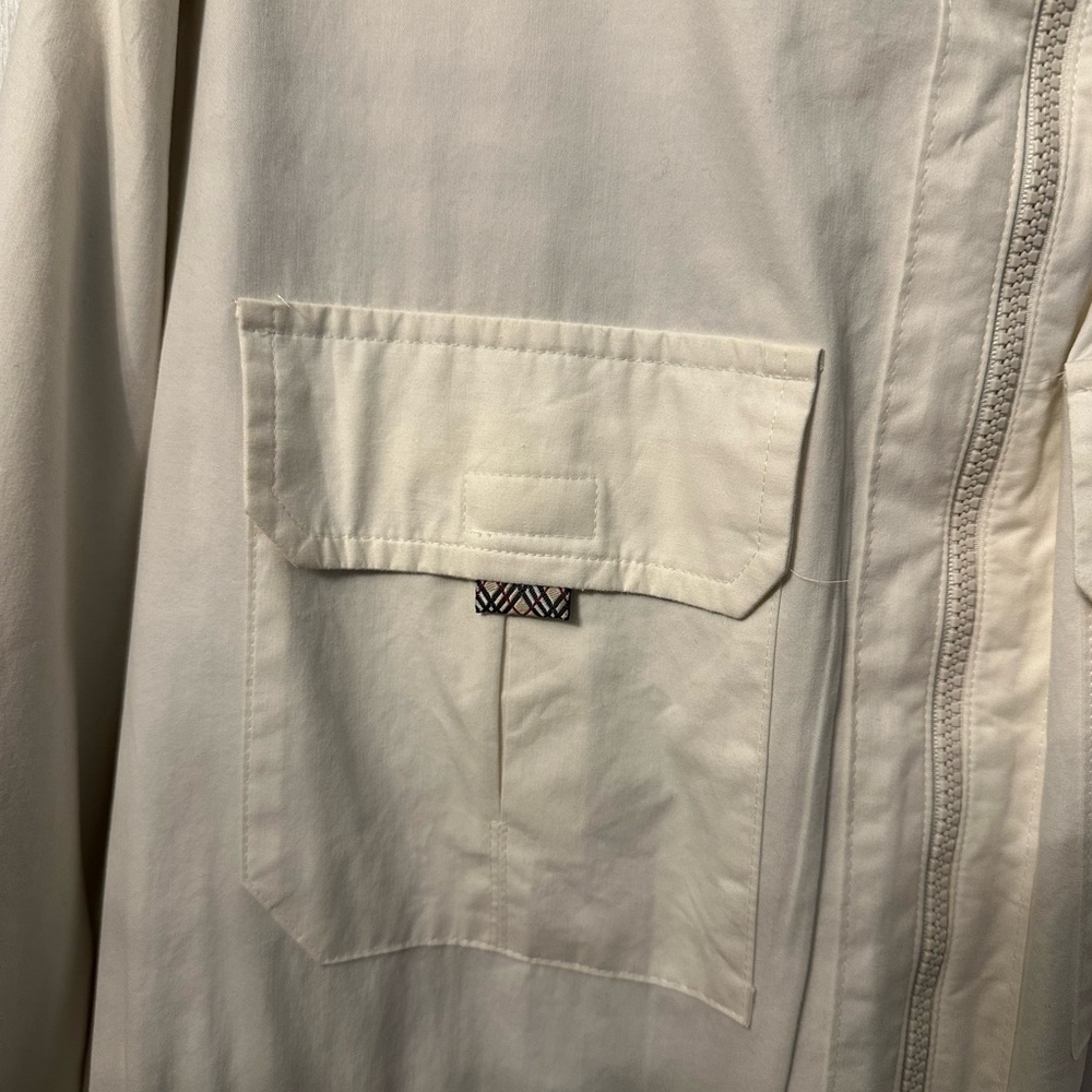 Burberry White Raincoat/Windbreaker with Hood - Size M - Picture 2 of 15